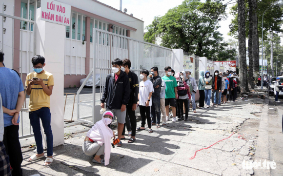 10 Nguoi Sai Gon Doi Nang Hon 3 Tieng De Mua Ve Tran Viet Nam   Afghanistan