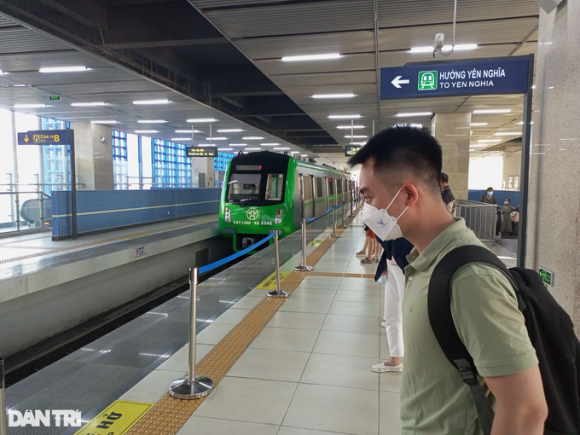 5 Gia Xang Tang Dan Cong So O Ha Noi Dap Xe Di Lam Thay O To Bang Tau Dien