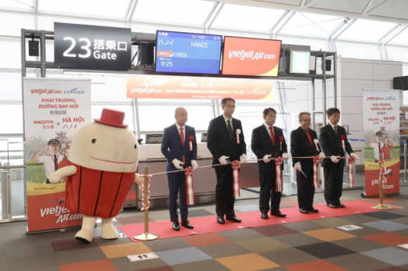 2 Vietjet Mo Duong Bay Thang Den Fukuoka Nagoya