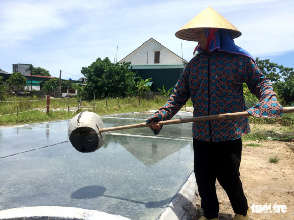 5 Nguoi Dan Muu Sinh Giua Troi Nang Nhu Do Lua