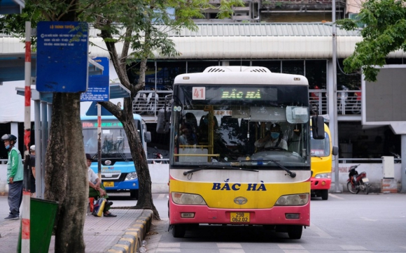 3 Duoc Tro Gia Uu Dai Du Duong Vi Sao Nguoi Dan Quay Lung Voi Xe Buyt