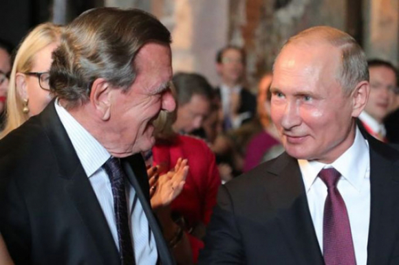 1 Muc Dich Ky Nghi Tai Moscow Cua Cuu Thu Tuong Duc Gerhard Schroeder