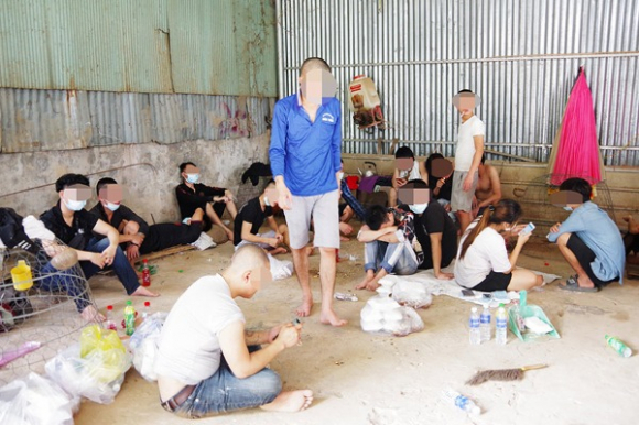 1 Bo Cong An Chi Ro Dia Chi Cuong Buc Lao Dong Viet Nam O Campuchia