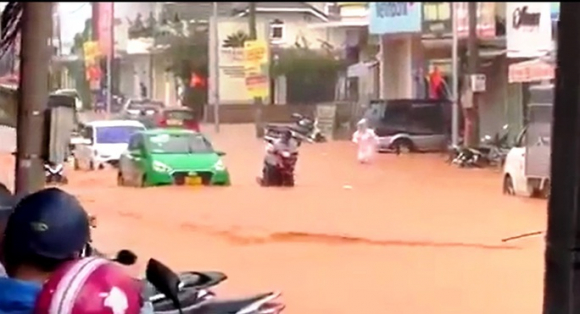 3 Da Lat Ngap Nang Ngay Dau Nghi Le 29