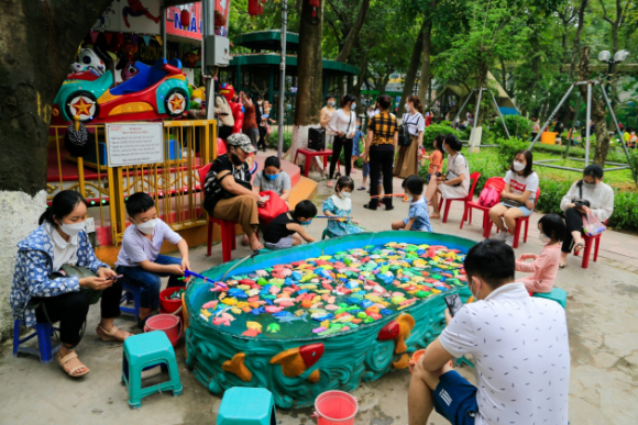 2 Quan 400000 Dan O Ha Noi Nhung Khong Co Cong Vien Nao