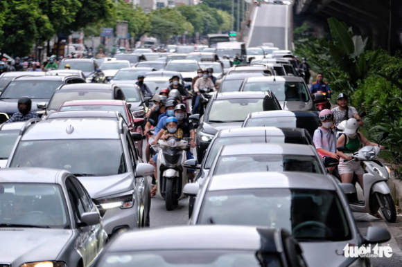 1 Ha Noi Chi Phe Duyet Xay Dung Chung Cu Noi Co Ha Tang Giao Thong Khong Lam Ket Xe