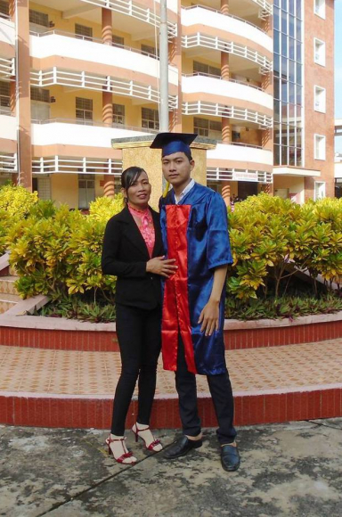 5 Me Vat Va Lam Phu Ho Con Trai 31 Tuoi Bao Hieu Tang 2 Manh Dat Dua Me Di Du Lich Khap Noi