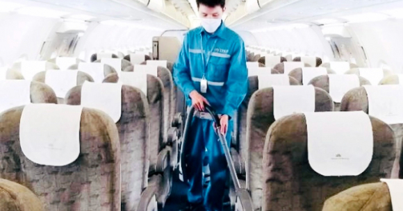 1 Hanh Khach De Quen Mot Vali Co 24 Ty Dong Tren May Bay
