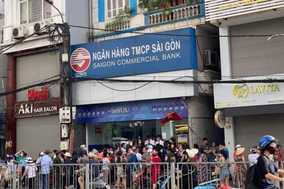 1 Vu Ngan Hang Scb Bao Dai Khuyen Cao Lien Tuc Dan Van Do Xo Di Rut Tien