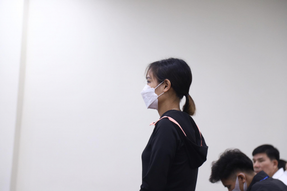 1 Vu Dong Dinh Vao Dau Be Gai Luat Su De Nghi Xet Dau Hieu Toi Pham Voi Nguoi Me