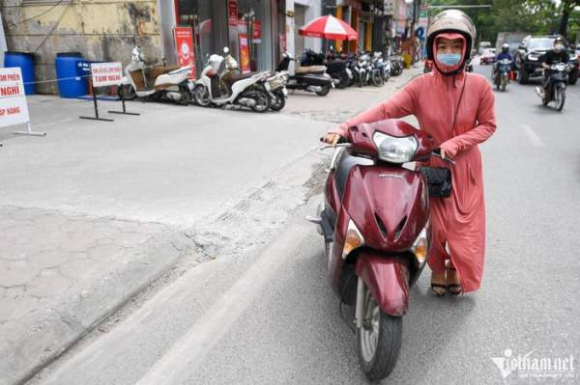 8 Nhieu Tram Xang Dau O Ha Noi Treo Bien Het Xang Nghi Ban Nguoi Di Duong Gap Kho