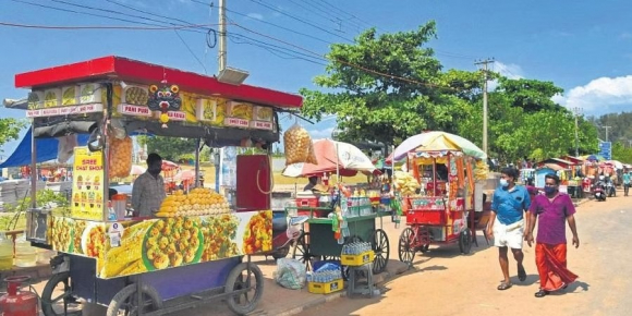 3 Nhung Trieu Phu Ngam Nup Bong Ban Hang Rong An Van Xue Xoa Nhung Cuc Giau