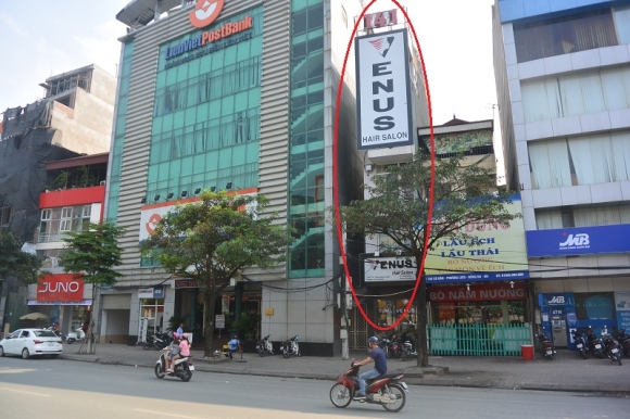 1 Giat Minh Nhung Ngoi Nha Hinh Thu Ky Di O Ha Noi