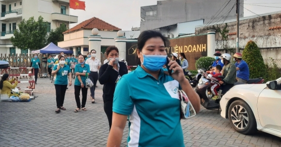 1 88 Lao Dong Mat Viec Co Trinh Do Dai Hoc Va Nguoi Khong Co Tay Nghe