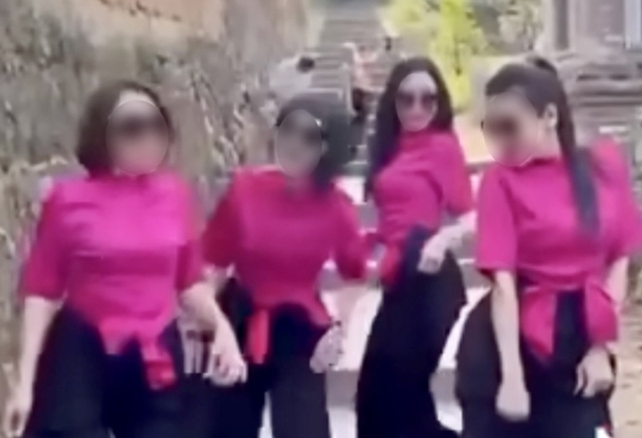 3 Tiktok Va Nhung Lan Gay Buc Xuc Vi Noi Dung Ban