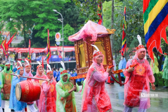 3 Chu Tich Nuoc Vo Van Thuong Dang Huong Tuong Nho Cac Vua Hung