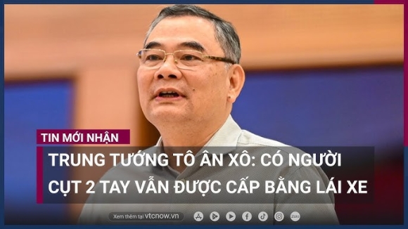 1 Bo Cong An Co Nguoi Cut 2 Tay Van Duoc Chung Nhan De Cap Bang Lai Xe