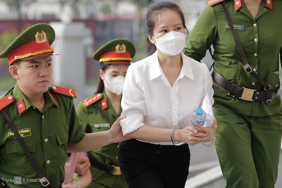 2 Cuu Cuc Truong Lanh Su Coi Cong Dan Bi Mac Ket O Nuoc Ngoai Nhu Nguoi Than Gia Dinh