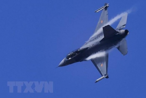 1 My Chap Thuan Chuyen May Bay F 16 Tu Dan Mach Va Ha Lan Cho Ukraine