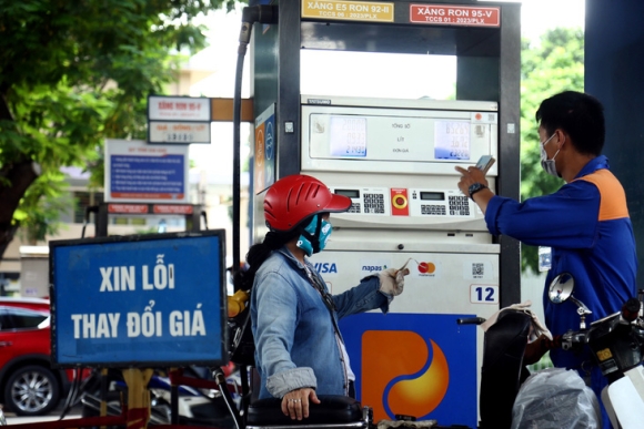 1 Vi Sao Quy Binh On Om Ca Nghin Ti Khi Gia Xang Dau Tang Lien Tuc