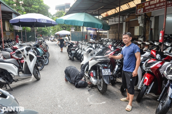 4 Cho Xe May Cu Lon Nhat Ha Noi Dong Bang Vi Bien So Dinh Danh