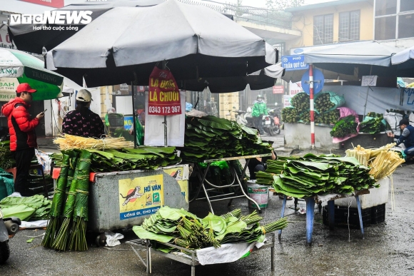 1 Cho La Dong Lau Doi Nhat Ha Noi Nhon Nhip Ngay Giap Tet