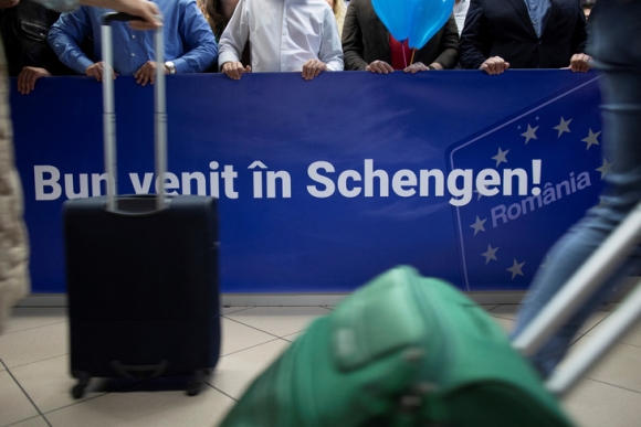 2 Vao Schengen Bulgaria Va Romania Do Bo Diem Kiem Tra Ho Chieu