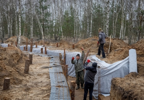 2 Ukraine Dat 100000 Rang Rong De Ngan Da Tien Don Dap Cua Nga