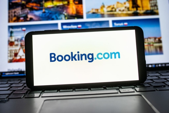 1 Eu Dua Website Bookingcom Vao Danh Sach Giam Sat Nghiem Ngat