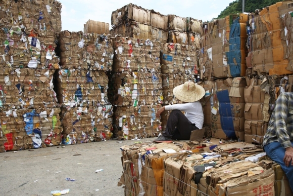 1 4 Cuon Sach Bi Mat Quan Su Cua Trung Quoc Bat Ngo Xuat Hien O Hang Phe Lieu