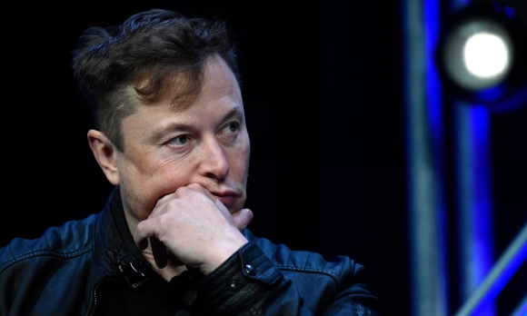 1 Cuoc Dau Khong Can Suc Giua Elon Musk Va Brazil