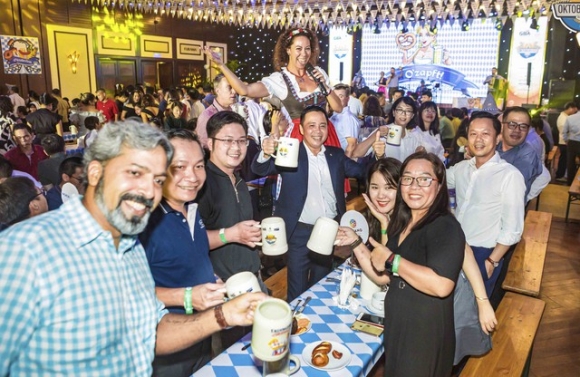 4 Soi Noi Le Hoi Van Hoa Duc Gba Oktoberfest 2024 Tai Da Nang