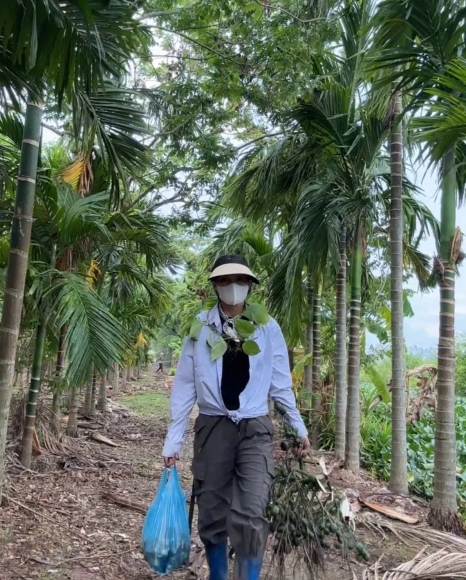 1 Nong Dan Trung Lon Khi Cau Bong Dat Nhu Vang Loi Nhuan 10 Ty Dongnam