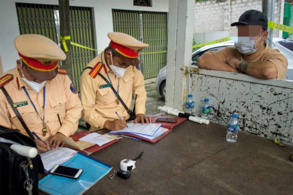 1 Nguoi Dan Duoc Ghi Am Ghi Hinh Nhung Khong Duoc Lam Anh Huong Hoat Dong Cua Csgt