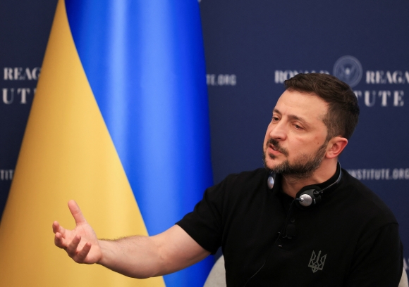 1 Tong Thong Zelensky Bat Ngo De Xuat Dua Quan Nuoc Ngoai Toi Ukraine