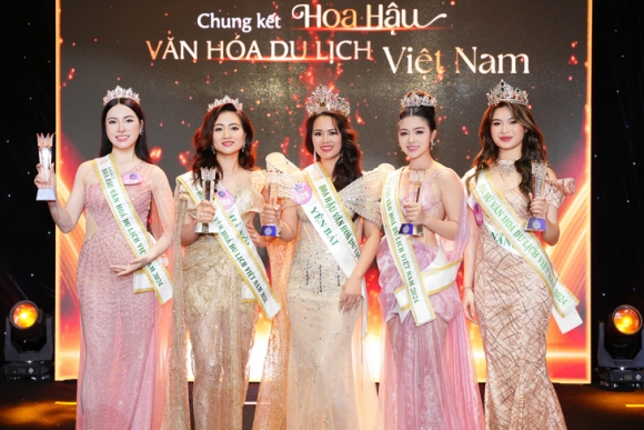 2 Cuoi Nam Van Con Them Hoa Hau Pham Thi Ngoc Thanh La Hoa Hau Van Hoa Du Lich Viet Nam