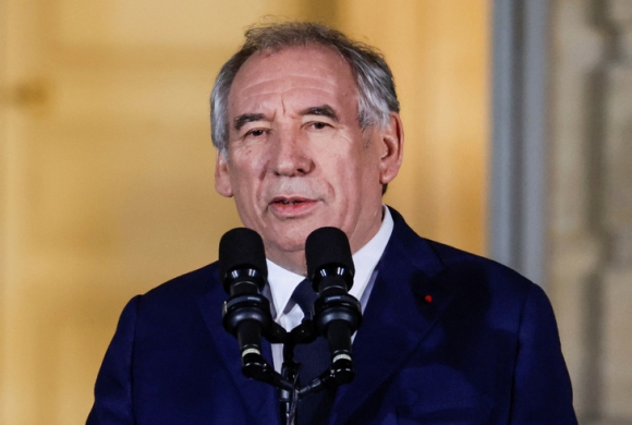 1 Tan Thu Tuong Phap Bayrou Va Bai Toan Hoa Giai