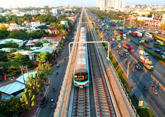 2 U Bahn O Duc Hanh Trinh Phat Trien Cua He Thong Tau Dien Ngam