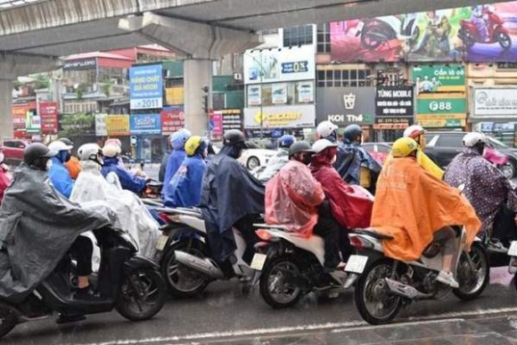 4 Nguoi Dan Ha Noi Co Ro Trong Mua Va Ret Dam