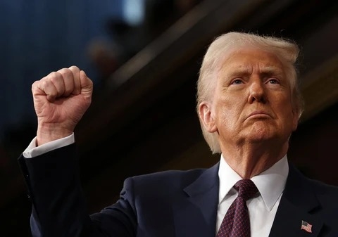1 Het Tro Doa Dam Trump Bat Ngoi Mien Thue Cho Mexico Canada Co The La Nuoc Tiep Theo
