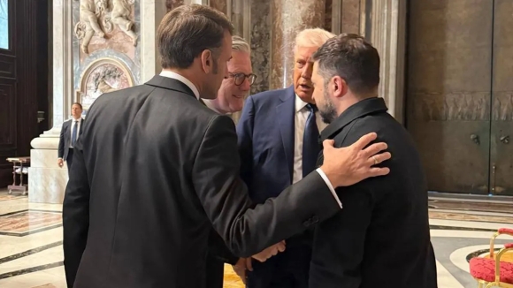1 Ong Zelensky Gap Ong Trump Ong Macron Tai Vatican Co Tin Hieu Tot