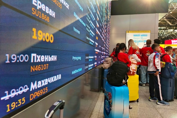 1 Hang Chuc Chuyen Bay Aeroflot Bi Huy Do Nghi Bi Tan Cong Mang Tu Nhom Hacker Ung Ho Ukraine