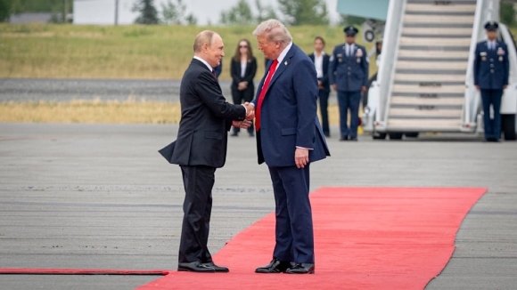 2 Boris Johnson Vi Hoi Nghi Thuong Dinh Alaska La Tap Phim Kinh Tom Nhat Trong Lich Su Ngoai Giao