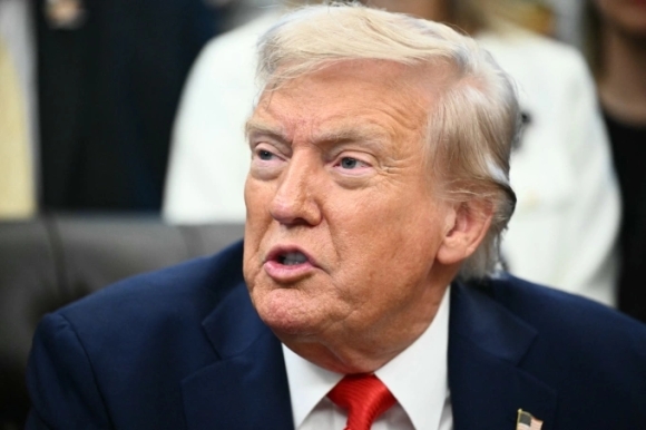 1 Ong Trump Muon Doi Ten Bo Quoc Phong Thanh Bo Chien Tranh