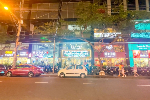 2 Hang Hieu Gia Re Tran Ngap Nha Trang Tui Gucci Dong Ho Rolex Gia Chi Bang 5 Hang Xin