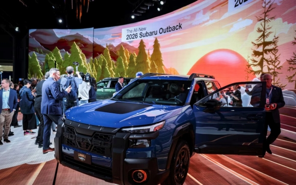 1 Them 1 Hang O To Nhat Tu Bo Giac Mo Xe Dien Quay Ve Lam Hybrid