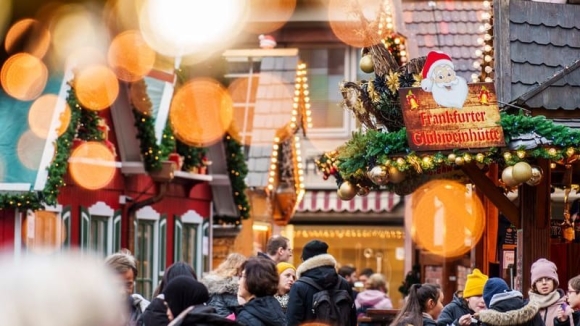 2 Cac Chuyen Gia Canh Bao Moi De Doa Moi Bao Trum Cac Cho Giang Sinh O Duc