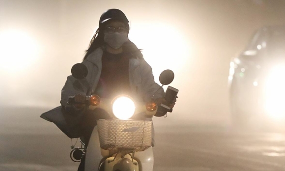 1 Su Tho O Dang So Giua Ha Noi O Nhiem Khong Khi Thu 5 The Gioi