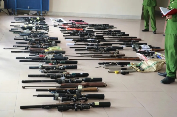 5 Triet Pha Duong Day Mua Ban Vu Khi Quan Dung Bat Giu 42 Doi Tuong