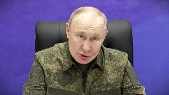 Sự thất bại của Putin bị chế giễu: Cuộc chiến ở Ukraine kéo dài hơn thời Stalin